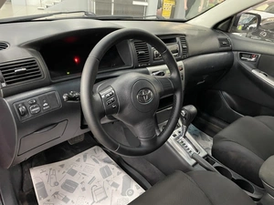 Хетчбэк Toyota Corolla 2005 года, 637000 рублей, Солонцы
