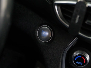 Внедорожник Hyundai Santa Fe 2019 года, 2755077 рублей, Москва