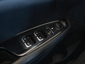 Седан Kia Optima 2016 года, 1944000 рублей, Краснодар