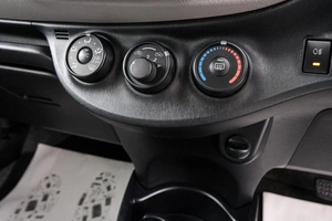 Хетчбэк Toyota Vitz 2011 года, 889000 рублей, Красноярск