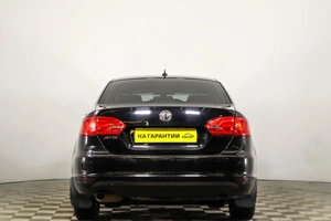 Седан Volkswagen Jetta 2012 года, 889000 рублей, Пермь