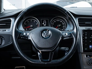 Хетчбэк Volkswagen Golf 2013 года, 1100000 рублей, Ставрополь