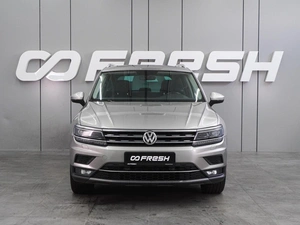 Внедорожник Volkswagen Tiguan 2018 года, 2703000 рублей, Воронеж