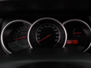 Хетчбэк Nissan Tiida 2012 года, 964000 рублей, Воронеж