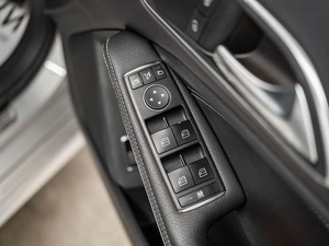Седан Mercedes-benz CLA-класс 2013 года, 1275000 рублей, Красноярск