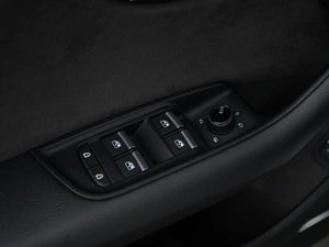 Внедорожник Audi Q8 2019 года, 5899044 рублей, Москва