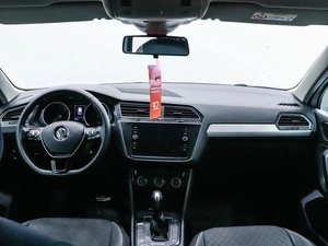 Внедорожник Volkswagen Tiguan 2020 года, 2000000 рублей, Красноярск