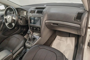 Лифтбек Skoda Octavia 2010 года, 649000 рублей, Челябинск