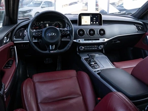 Лифтбек Kia Stinger 2018 года, 3160000 рублей, Краснодар