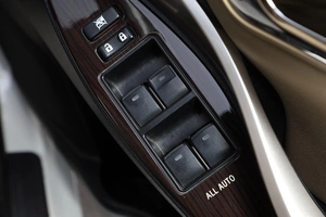 Седан Toyota Allion 2017 года, 2049000 рублей, Новосибирск