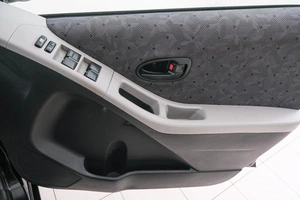 Хетчбэк Toyota Vitz 2010 года, 649000 рублей, Красноярск