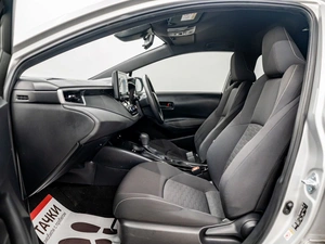 Хетчбэк Toyota Corolla 2020 года, 1900000 рублей, Красноярск