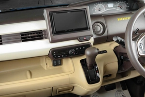 Хетчбэк Honda N-BOX 2020 года, 929000 рублей, Тюмень
