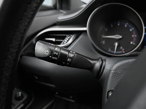 Внедорожник Toyota C-HR 2019 года, 2329000 рублей, Кирилловка