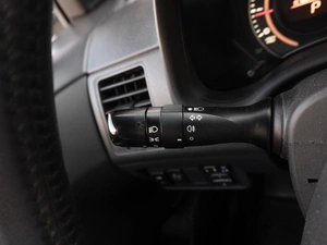 Седан Toyota Corolla 2011 года, 1299000 рублей, Саратов