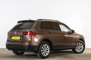 Внедорожник Volkswagen Tiguan 2019 года, 2159000 рублей, Тюмень
