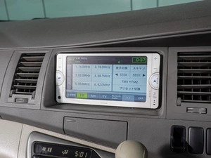 Минивэн Toyota Isis 2013 года, 1184000 рублей, Воронеж