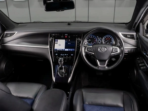 Внедорожник Toyota Harrier 2019 года, 3079000 рублей, Тюмень