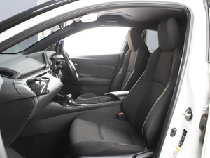 Внедорожник Toyota C-HR 2018 года, 1780000 рублей, Омск