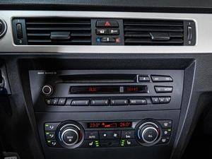 Седан BMW 3 серия 2011 года, 1047000 рублей, Ставрополь