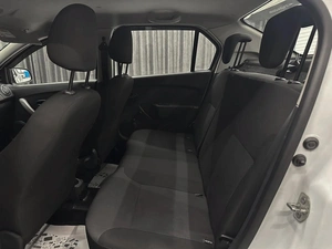 Седан Renault Logan 2020 года, 720000 рублей, Красноярск