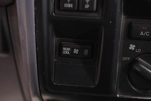 Внедорожник Toyota Land Cruiser Prado 1996 года, 949000 рублей, Новокузнецк