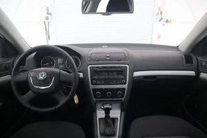 Хэтчбек Skoda Octavia 2012 года, 985000 рублей, Орёл