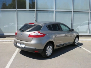 Хэтчбек Renault Megane 2011 года, 655000 рублей, Брянск