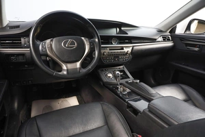 Седан Lexus ES 2013 года, 2400000 рублей, Новосибирск