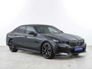 Седан BMW 5 серия 2023 года, 7421046 рублей, Москва