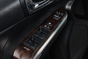 Седан Toyota Camry 2015 года, 2059000 рублей, Сургут