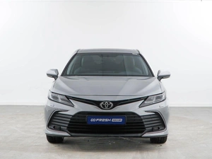 Седан Toyota Camry 2021 года, 2847077 рублей, Москва