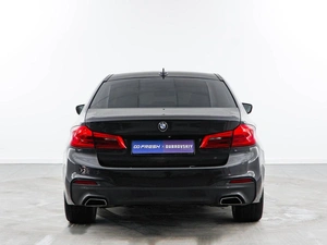 Седан BMW 5 серия 2017 года, 3289999 рублей, Москва