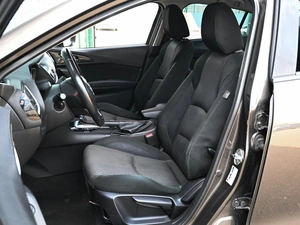 Седан Mazda 3 2013 года, 1024000 рублей, Кирилловка