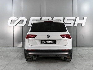 Внедорожник Volkswagen Tiguan 2017 года, 2790000 рублей, Аксай