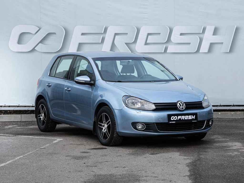 Хетчбэк Volkswagen Golf 2011 года, 729000 рублей, Волгоград