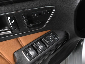 Седан Mercedes-benz E-класс 2011 года, 1899000 рублей, Аксай