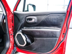 Внедорожник Jeep Renegade 2015 года, 990000 рублей, Красноярск