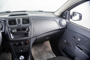 Седан Renault Logan 2019 года, 599000 рублей, Пермь