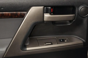 Внедорожник Toyota Land Cruiser 2010 года, 3199000 рублей, Красноярск