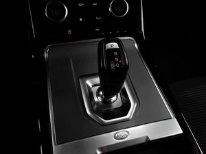 Внедорожник Land Rover Range Rover Evoque 2021 года, 4135000 рублей, Тюмень