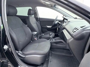 Хетчбэк Kia Rio 2015 года, 890000 рублей, Орёл