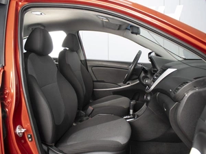 Седан Hyundai Solaris 2011 года, 750000 рублей, Омск