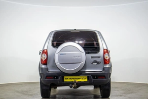 Внедорожник Chevrolet Niva 2014 года, 589000 рублей, Оренбург