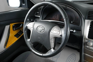 Седан Toyota Camry 2007 года, 829000 рублей, Тюмень