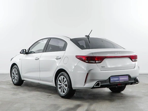 Седан Kia Rio 2022 года, 1348055 рублей, Москва