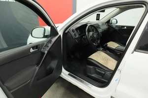 Внедорожник Volkswagen Tiguan 2014 года, 1400000 рублей, Курск