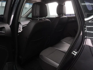 Хетчбэк Opel Astra 2011 года, 749000 рублей, Воронеж