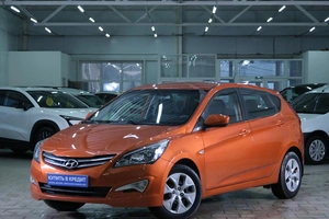 Хетчбэк Hyundai Solaris 2015 года, 949000 рублей, Омск