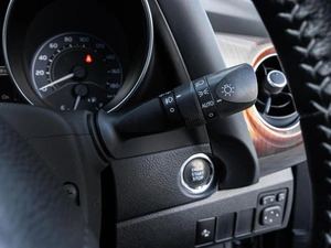 Хетчбэк Toyota Auris 2015 года, 1215000 рублей, Ставрополь